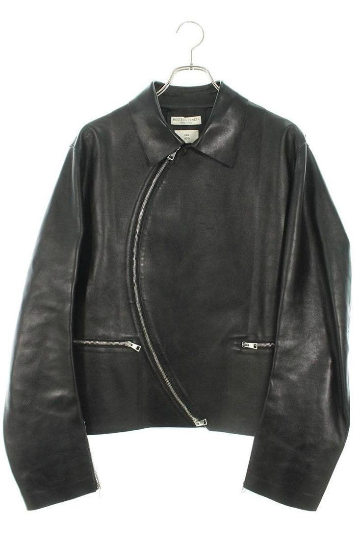 Men’s Black Leather Jacket Vintage Style w/ Curved Zipper – Classic Fit