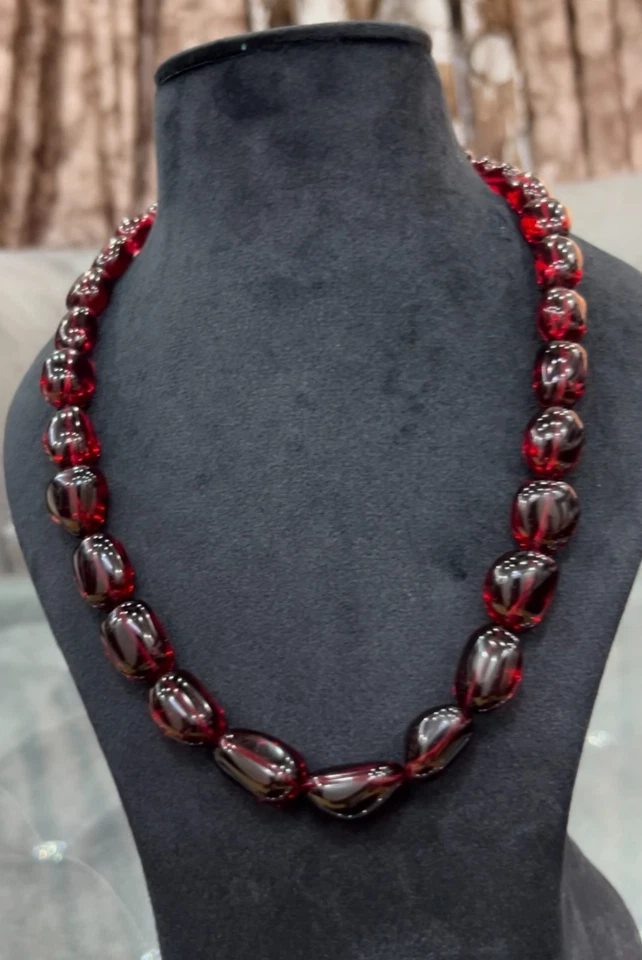 Ruby Tumbled Cabochon Gemstone Necklaces Ruby 11X13 To 18x25 MM - Image 2 of 4