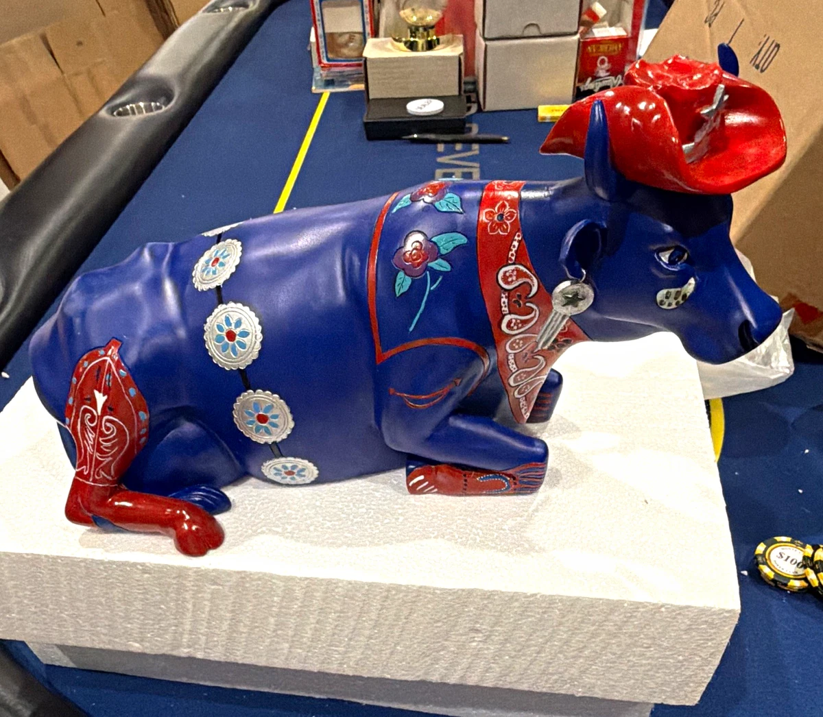 Preços baixos em CowParade Estatuetas de Vaca colecionáveis | eBay