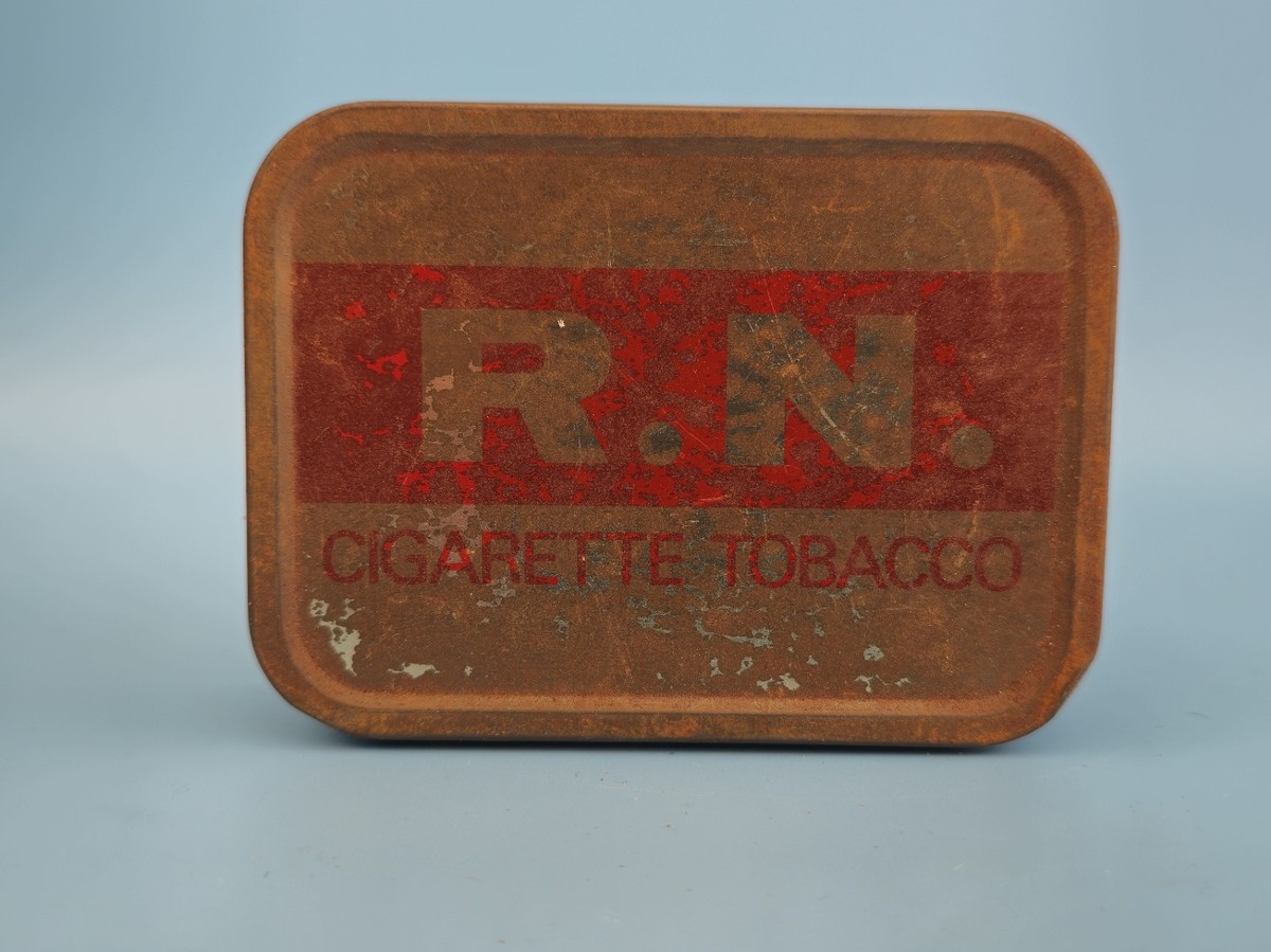 ⭐️ Vintage R.N. ROYAL NAVY / ROYAL MARINES Cigarette Pipe Naval TOBACCO TIN  ⭐️