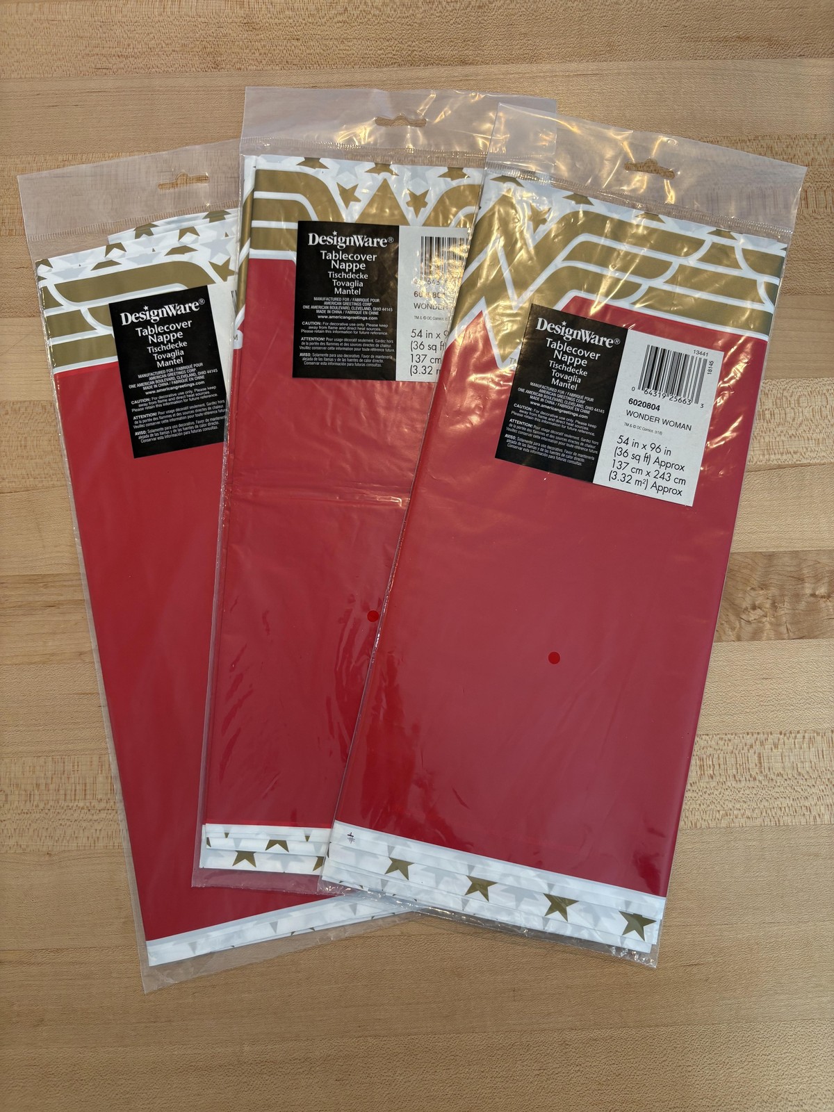 Tablecloth 54x96 Red Lot 3 Party