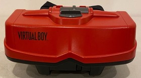 1995 NINTENDO VIRTUAL BOY CONSOLE IN BLOCKBUSTER HARD CASE W/ BATTERY PACK