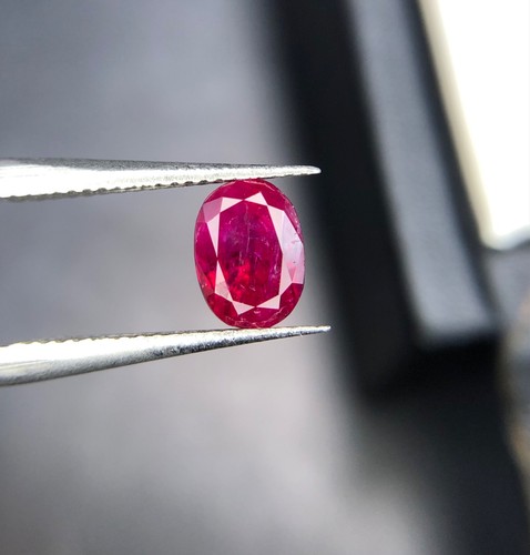 1.30 Cts Natural Ruby Pinkish red Color Oval Shape loose gemstone @ Afghanistan - Picture 10 of 13