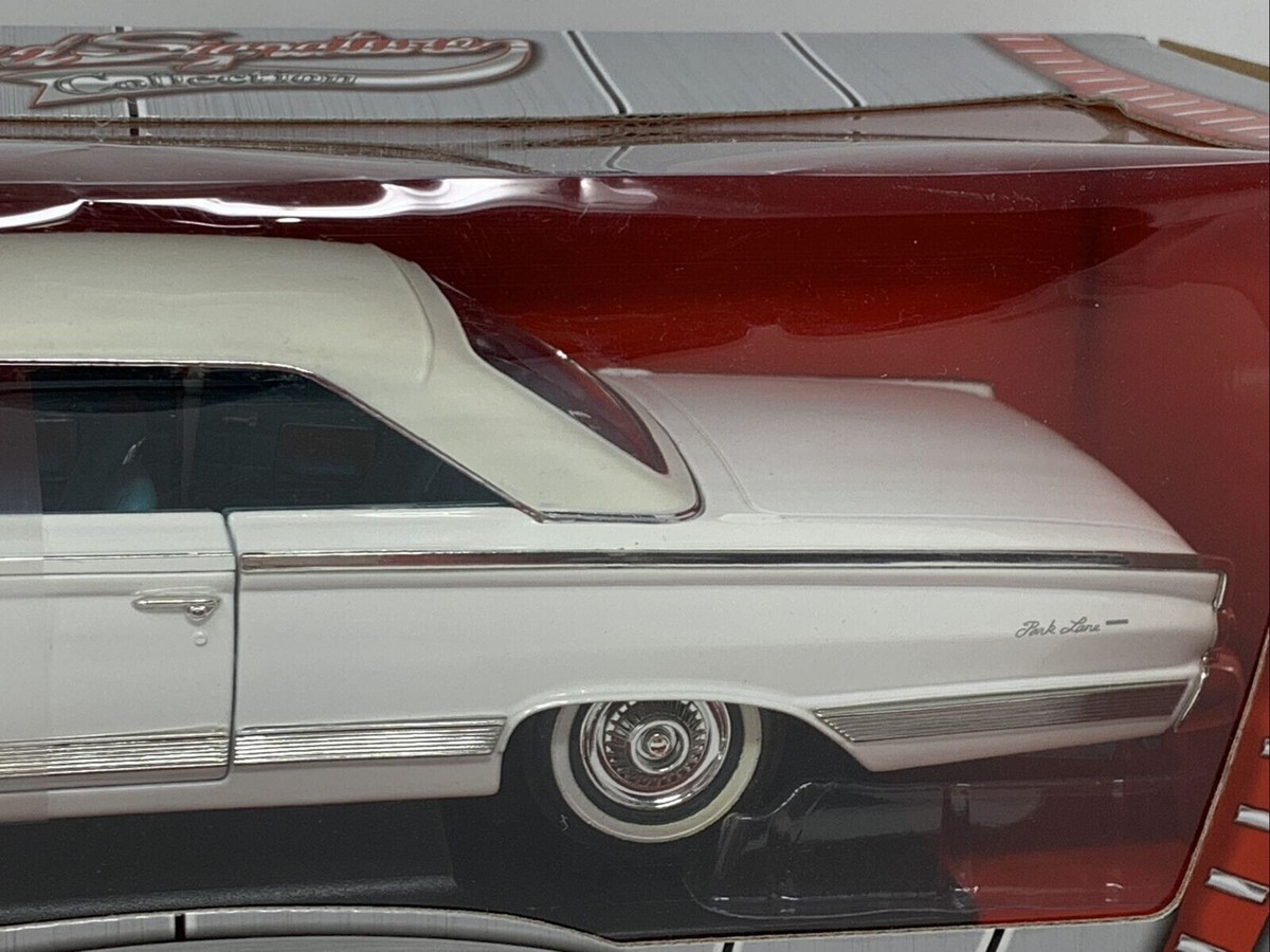 1964 Mercury Marauder マーキュリー・マローダー 1/18 1964 Mercury Marauder マーキュリー・マローダー 1/18