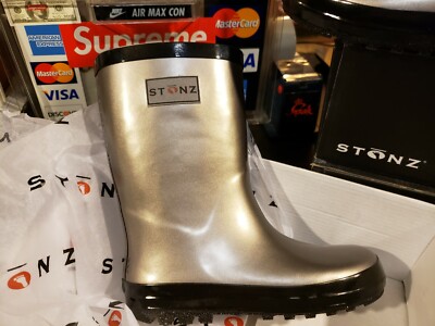 NEW Stonz METALLIC GREY Girls Winter Rubber Waterproof Rain Boots 4T 21  EUR
