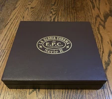 New In Box La Gloria Cubana Brown Leather cigar Humidor 9”x8.25”x2”