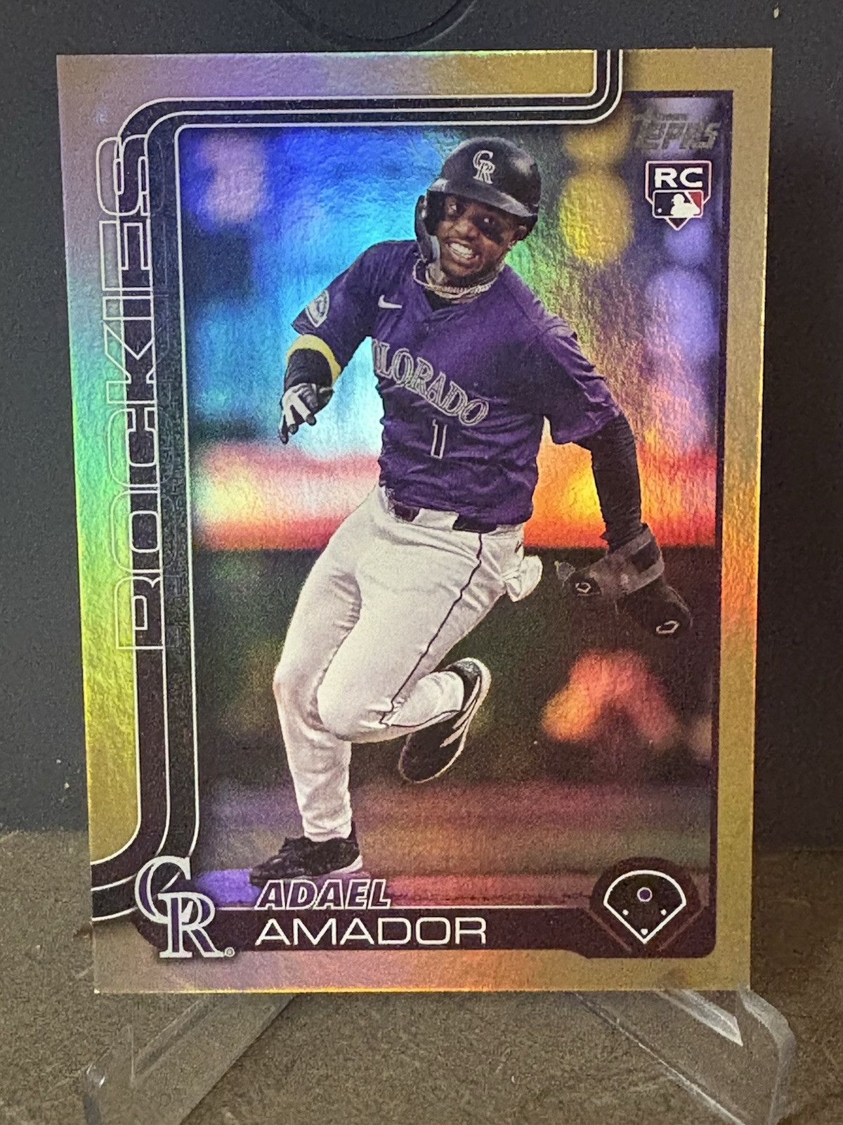 2025 Topps Series One Adael Amador RC #191 Gold Rainbow /50