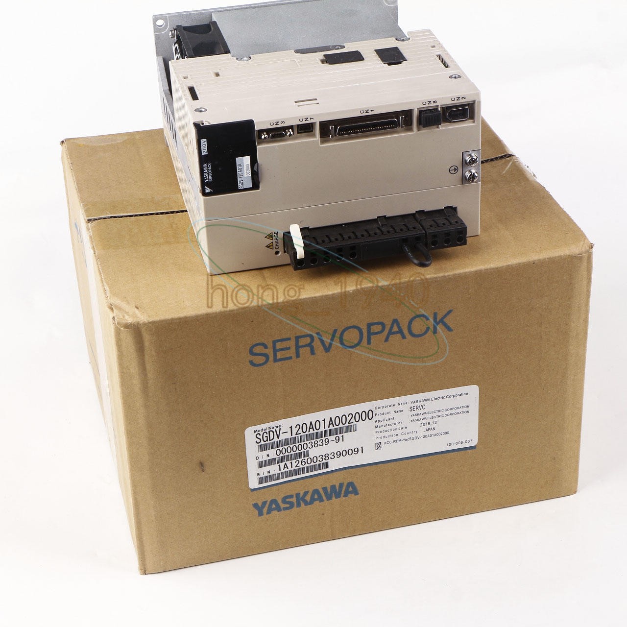 One Yaskawa Servo Drive Sgdv-120A01A002000 New