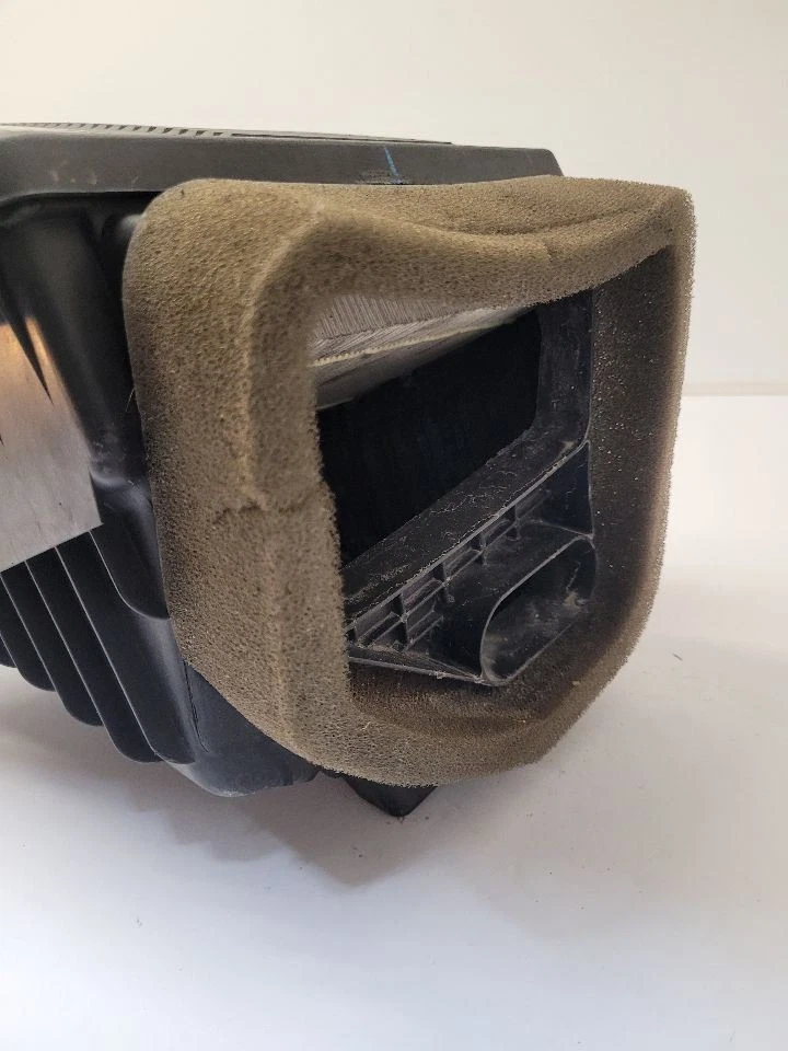 Purificador de aire Cadillac Escalade 2009 2010 2011 2012 2013 2014  Foto 3 de 4