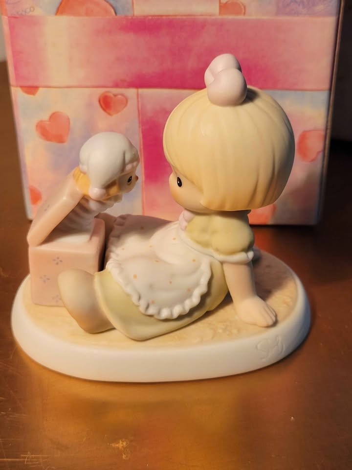 Precious Moments Life's Filled With Little Surprises 109055