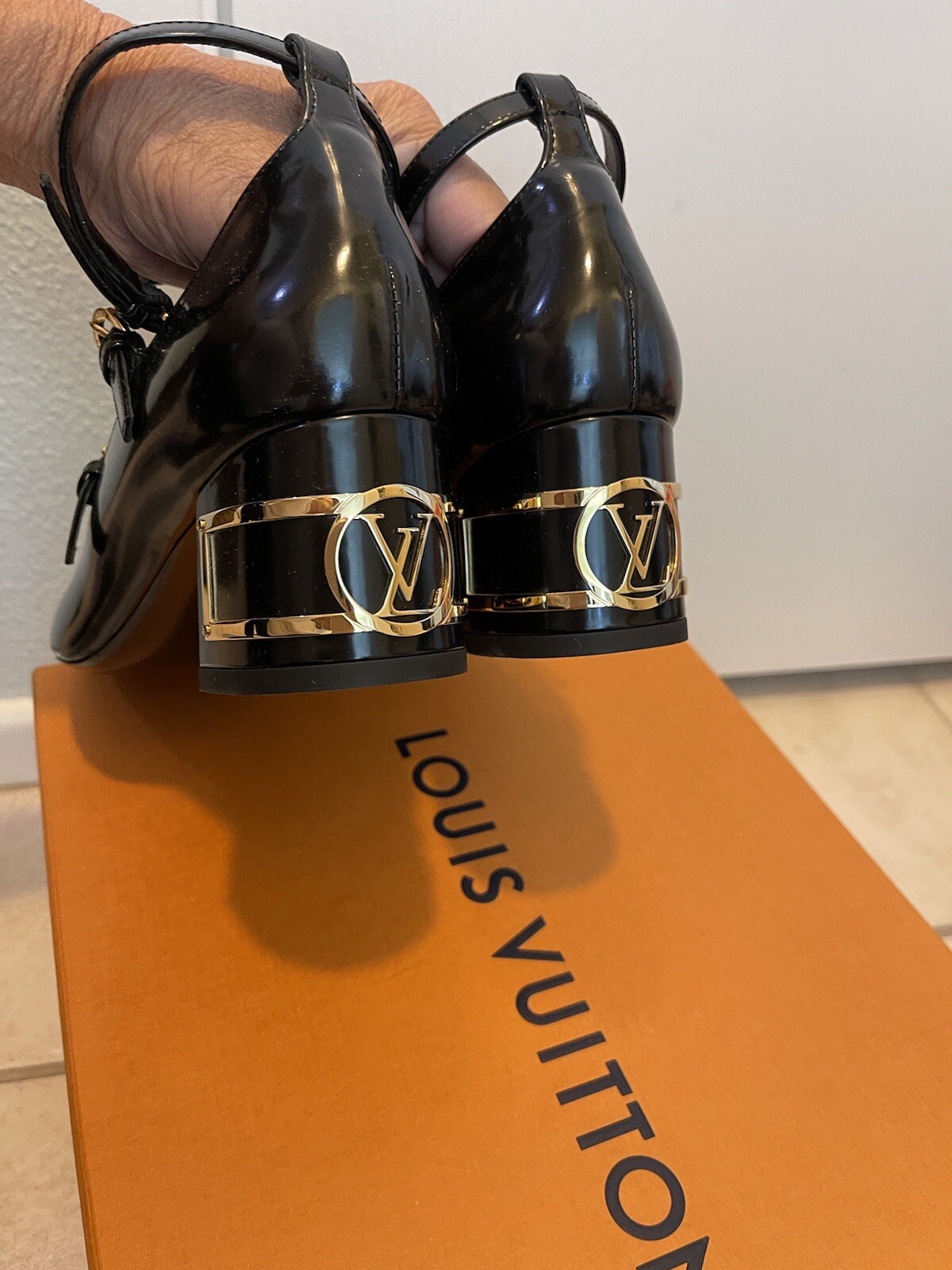 louis-vuitton shoes women