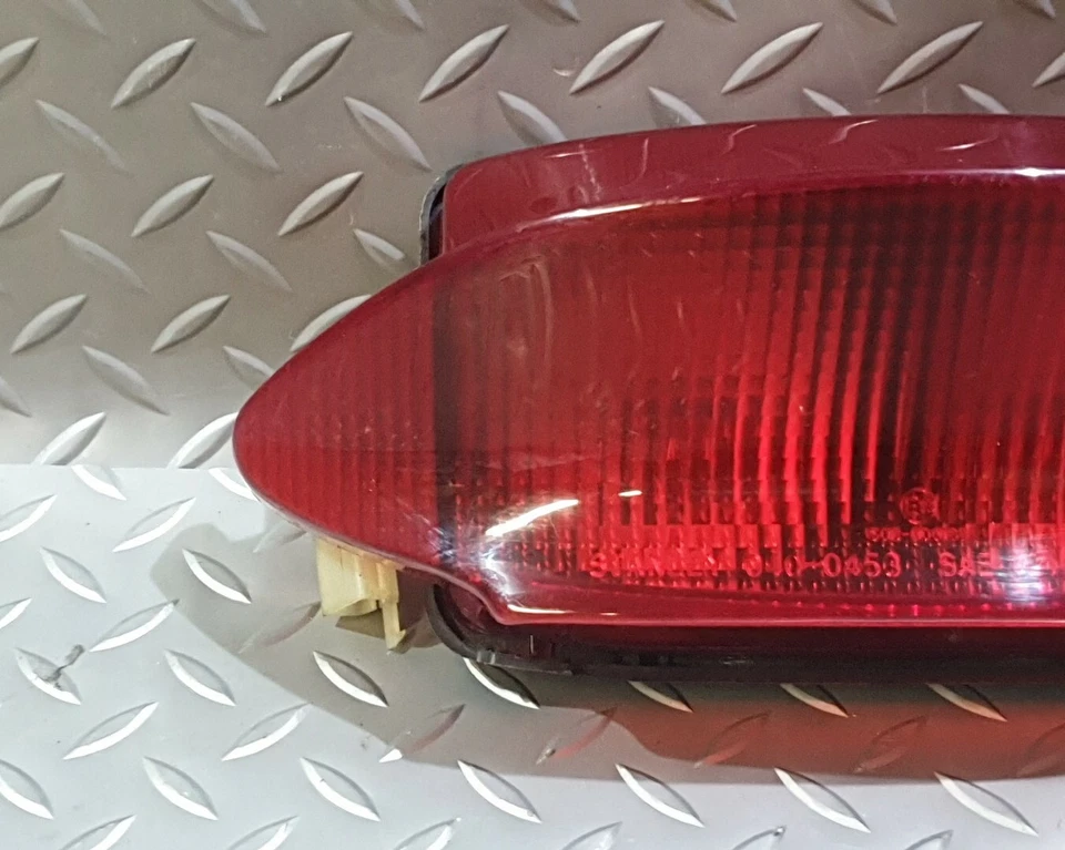 ♻️ Lâmpada de freio traseira Honda CBR 600 F3 1995 - 1998 Stanley 040-0352 ♻️ - Imagem 3 de 4