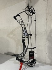 Hoyt AX2 29 RH Compound Bow 60-70lb