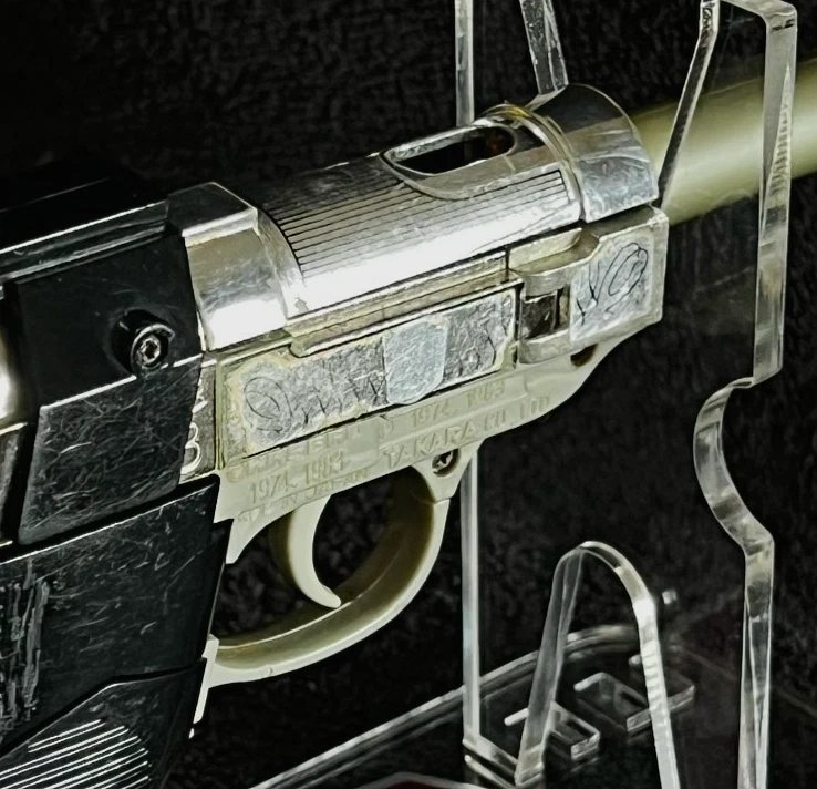 G1 1984 MEGATRON • COMPLETE HASBRO STAMP STAND & PRINT • VINTAGE G1 TRANSFORMERS - Image 2 of 4