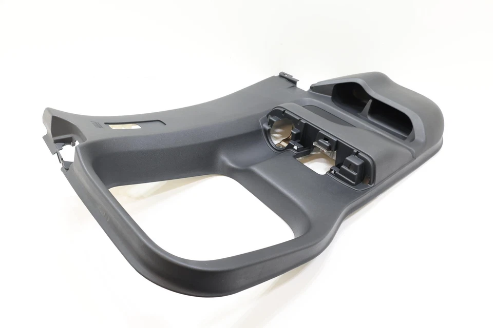 Nissan Titan 2018-2024 panel de cubierta de puerta del conductor trasero izquierdo OEM 82901EZ11A Foto 4 de 4