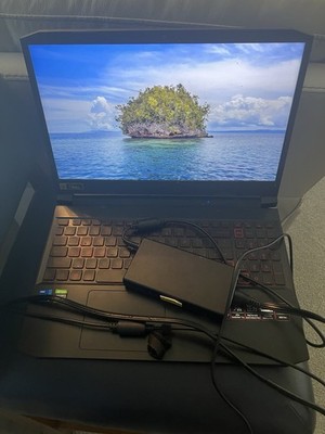Acer NITRO 5 AN515-57 15.6'' i7-11800H 32GB RAM 2TB SSD NVIDIA RTX 3050Ti Wind 11