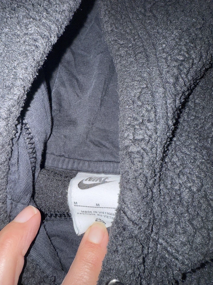 Nike Black Sherpa Fleece Hoodie Men’s Medium | Teddy Pullover Swoosh Logo Cozy - Image 2 of 4