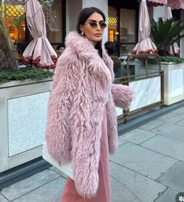 ZARA PINK FAUX FUR COAT ZW COLLECTION FW 24/25 SIZES XS REF ZARA PINK FAUX FUR COAT ZW COLLECTION FW 24/25 SIZES XS REF
