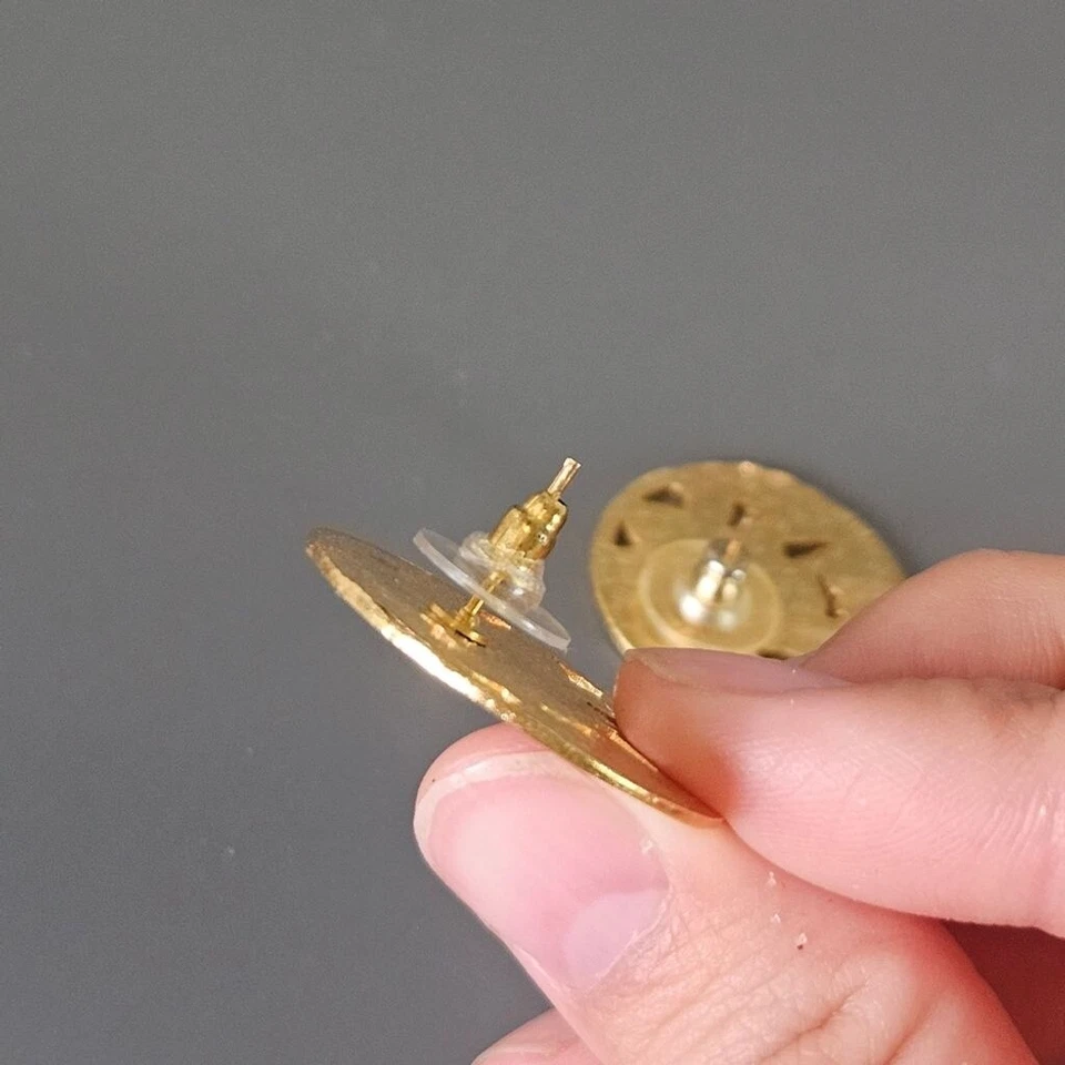 Vintage Abstract Red Hibiscus Floral Circle Stud Earrings - Image 3 of 4