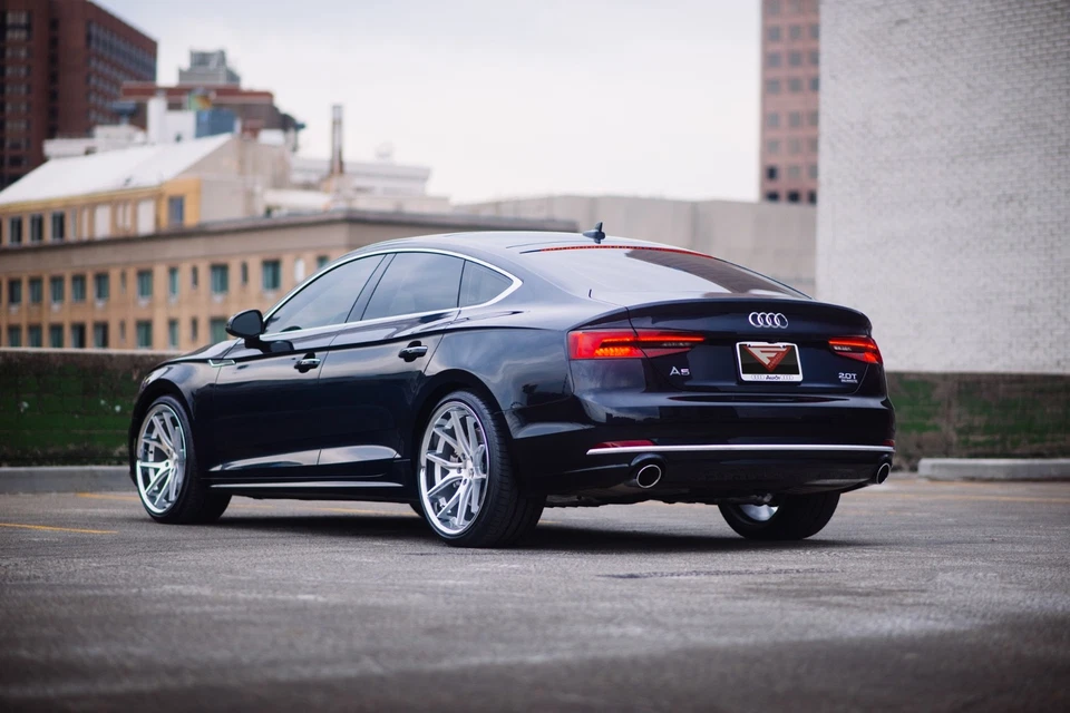 Llantas cóncavas plateadas FERRADA FR2 19" PARA HYUNDAI GENESIS CUPÉ 19x8,5/9,5 Foto 4 de 4