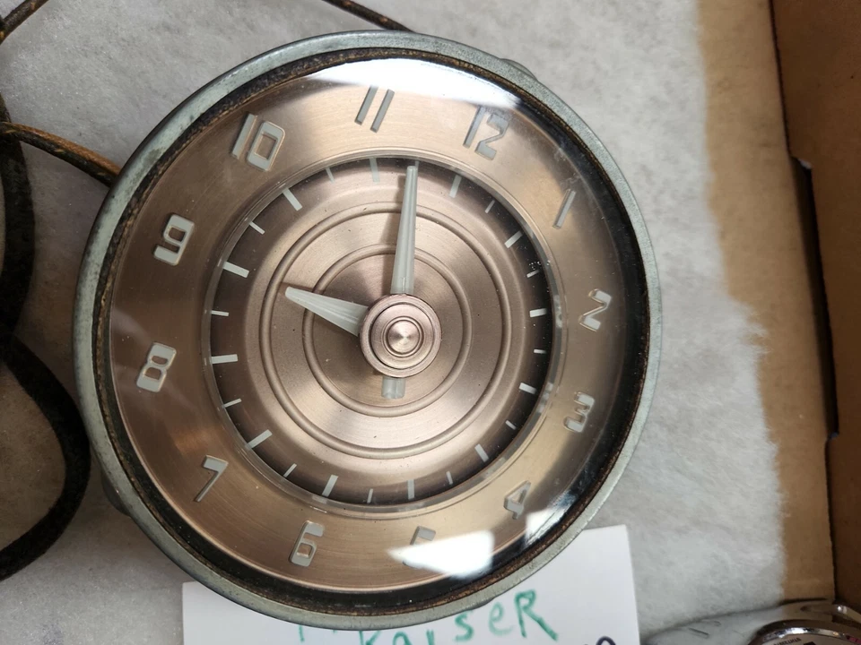 Reloj Eléctrico Kaiser-Fraser 1949 1950 Deluxe_Fraser_Manhattan_Especial Foto 2 de 4