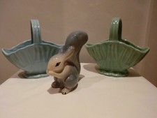 GOVENCROFT GLASWEGIAN POTTERY 2 X FLOWER BASKETS &1 X SQUIRREL 1950'S VGC