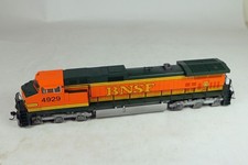 KATO #37-6312 C44-9W Powered Diesel Locomotive BNSF #4929 1/87 HO Scale