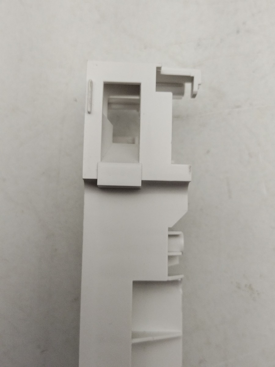 Scatola combinata FV a stringhe con interruttori automatici 4*10A per