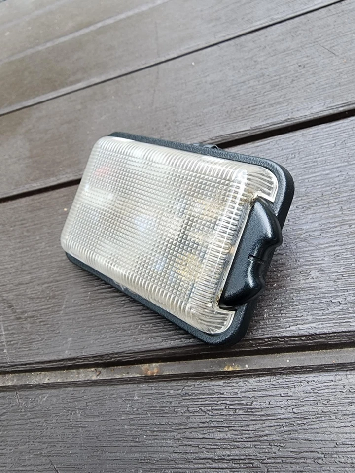 1991-1997 ISUZU РОДЕО/HONDA ПАСПОРТ ЦЕНТР КУПОЛ СВЕТА НАД ГОЛОВОЙ КАРТА ИНТЕРЬЕРА OEM - Изображение 3 из 4