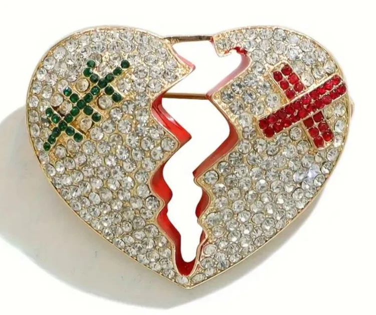 Broche de cristal corazón roto grande