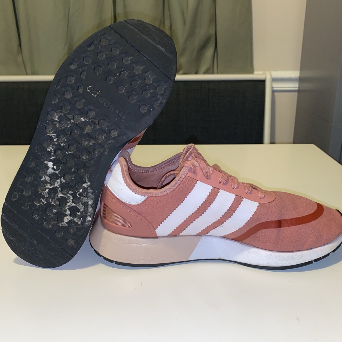 adidas gazelle silver green womens Adidas I-5923 Womens Shoes Aero Pink Runners Size 9 US, 7.5 UK, 41 1/3 –  Sea of Shoppers