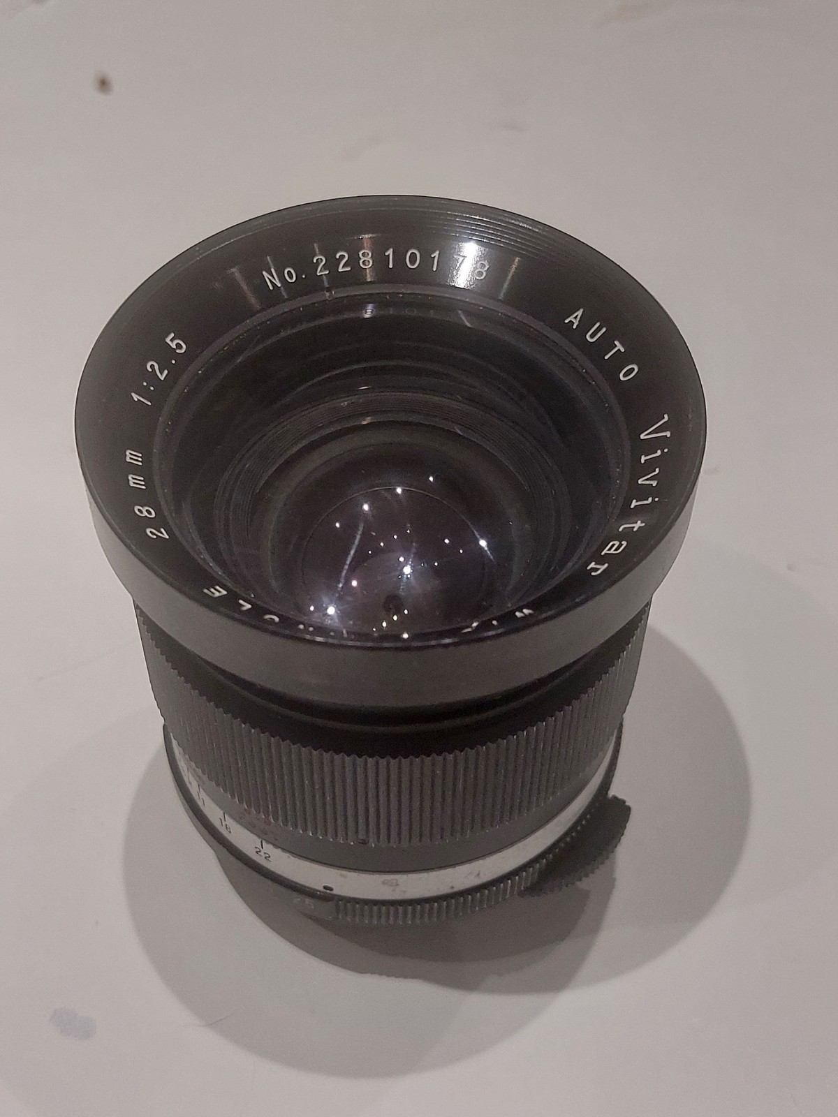 Vivitar 28mm F2.5 Auto Wide Angle Lens M42 Screw Mount Vintage