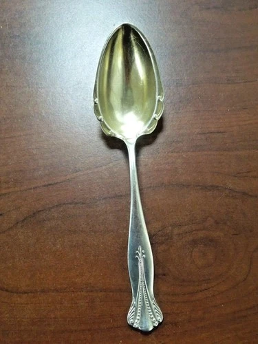 r219 Vintage Towle Sterling Silver CAMBRIDGE Berry Spoon 39.3g
