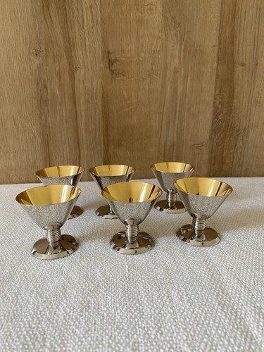 Lot de 6 coupes / verres /