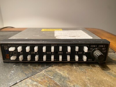 King KMA 24 Marker Beacon Receiver with Mounting Tray - PN: 066-1055-03