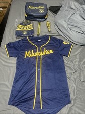 Milwaukee Brewers Kids Crew Set Lunch Bag, Winter Beanie,  Bracelet,  Lanyard