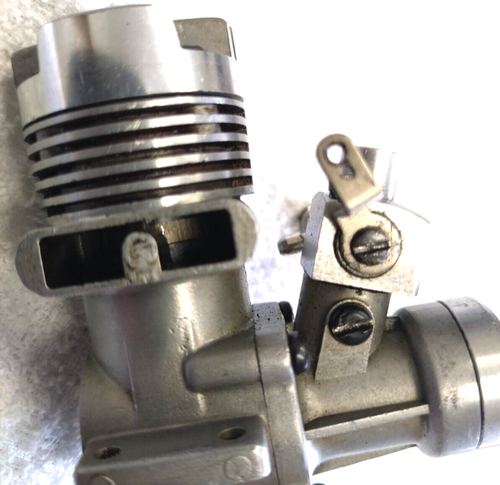 ENYA 19-IV T.V. 3.25cc 4006 2 stroke glow engine with muffler for R/C airplane - Picture 4 of 8