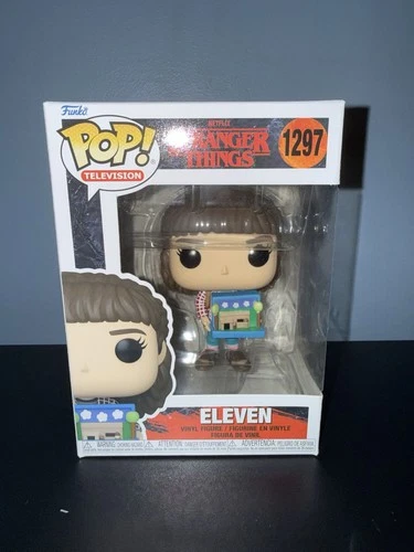 Funko - POP TV: Stranger Things - Eleven Holding Diorama Brand New In Box