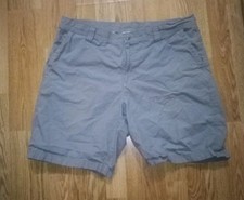 Columbia Mens Gray Hiking Mid Rise Shorts , Flat Front Size 38W - 10L  Stain 