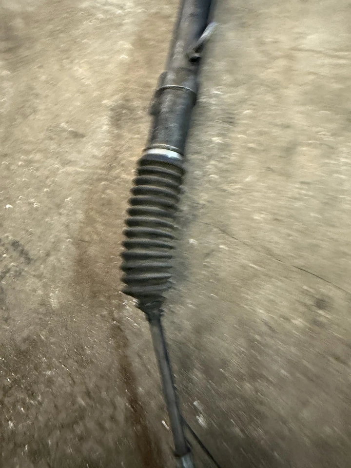 99-04 CORVETTE C5 POWER STEERING RACK AND PINION ASSEMBLY - Image 3 of 4