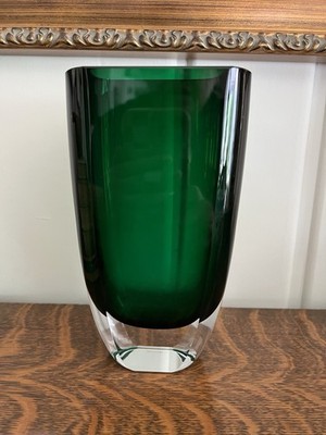 BLOCK San Carlos 8'' Angelica Hand-Blown Art Glass Emerald Green Vase S1951E