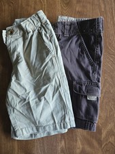 BOYS 5 CHINO SHORTS. MIXED BRANDS. LOT OF 2.