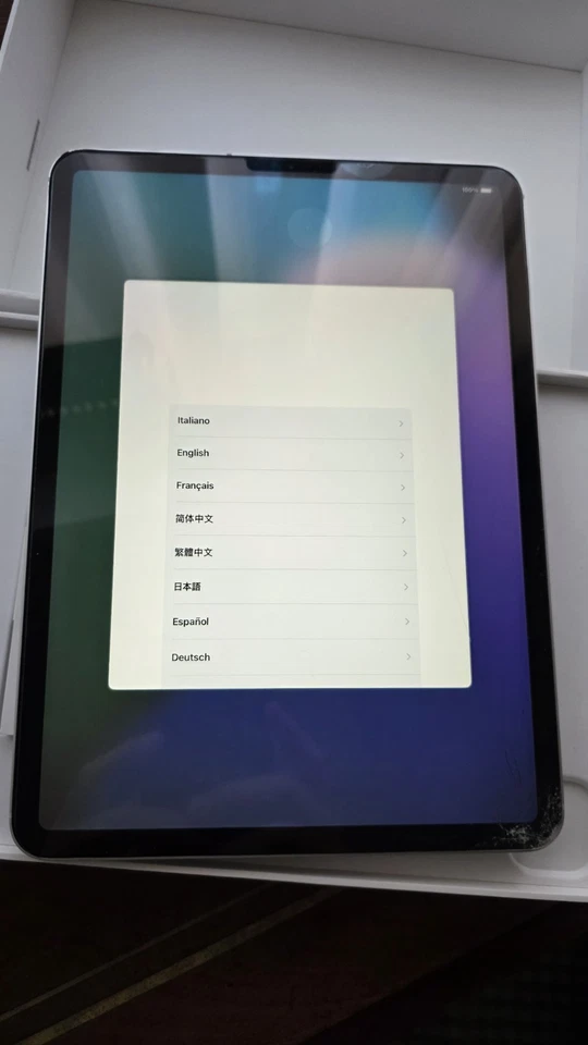 APPLE IPAD PRO 11" 2020 128GB LTE SILVER con MAGIC KEYBOARD display incrinato - Immagine 4 di 4