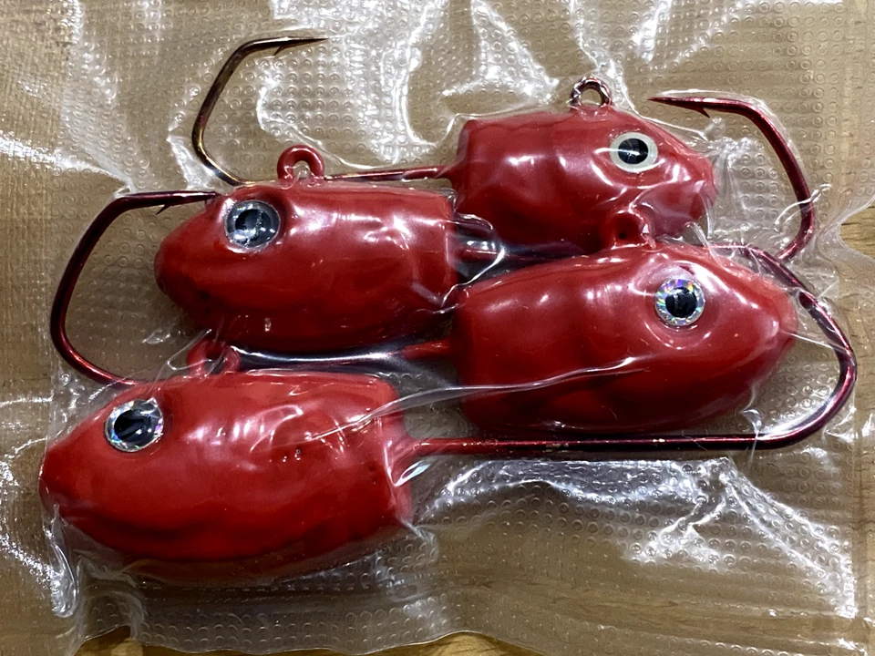 Meeresjig / Dorschbombe 25-70g Rot Jig mit VMC 5150 Haken 3/0-6/0.