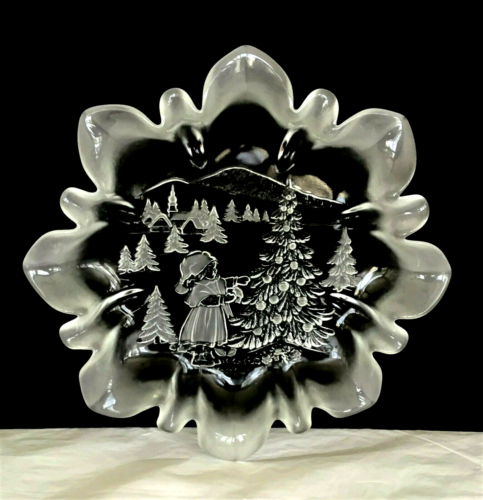 Plato de cristal de Navidad Mikasa Bon Bon plato de 13,5" grande servidor de vacaciones árbol - Imagen 1 de 9