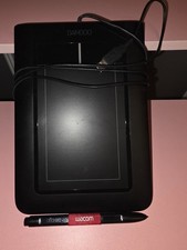 Wacom Bamboo Touch Tablet CTH-460 USB Graphic Design Drawing WITH Stylus Pen