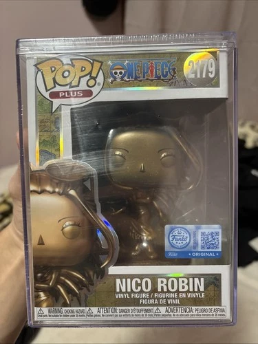 Nico Robin #2179 Bronze One Piece Funko Pop Plus w/ Hard Pop Protector