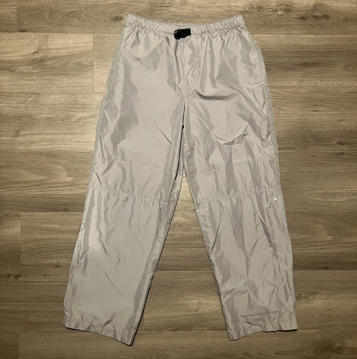 Vtg Nike Track Pants Mens Medium Gray Lined Zip Ankle Baggy Windbreaker Belted
Opens in a new window
