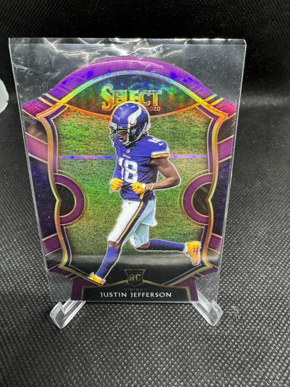 2020 Panini Select - Concourse Justin Jefferson #61 Purple Prizm Die-Cut (RC)