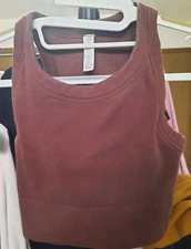 Alo Yoga Brown Crop Top Sleeveless Size Medium Workout Gym Yoga